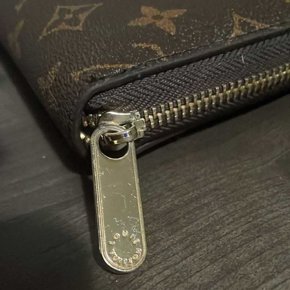 LV Louis Vuitton wallet